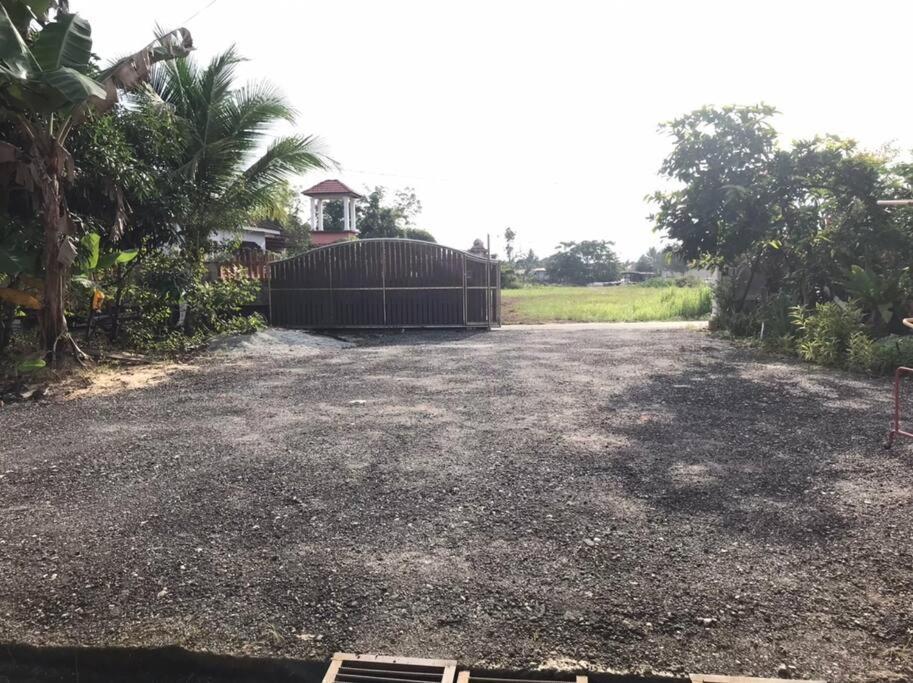 Homestay Che Mat Kuala Terengganu Buitenkant foto